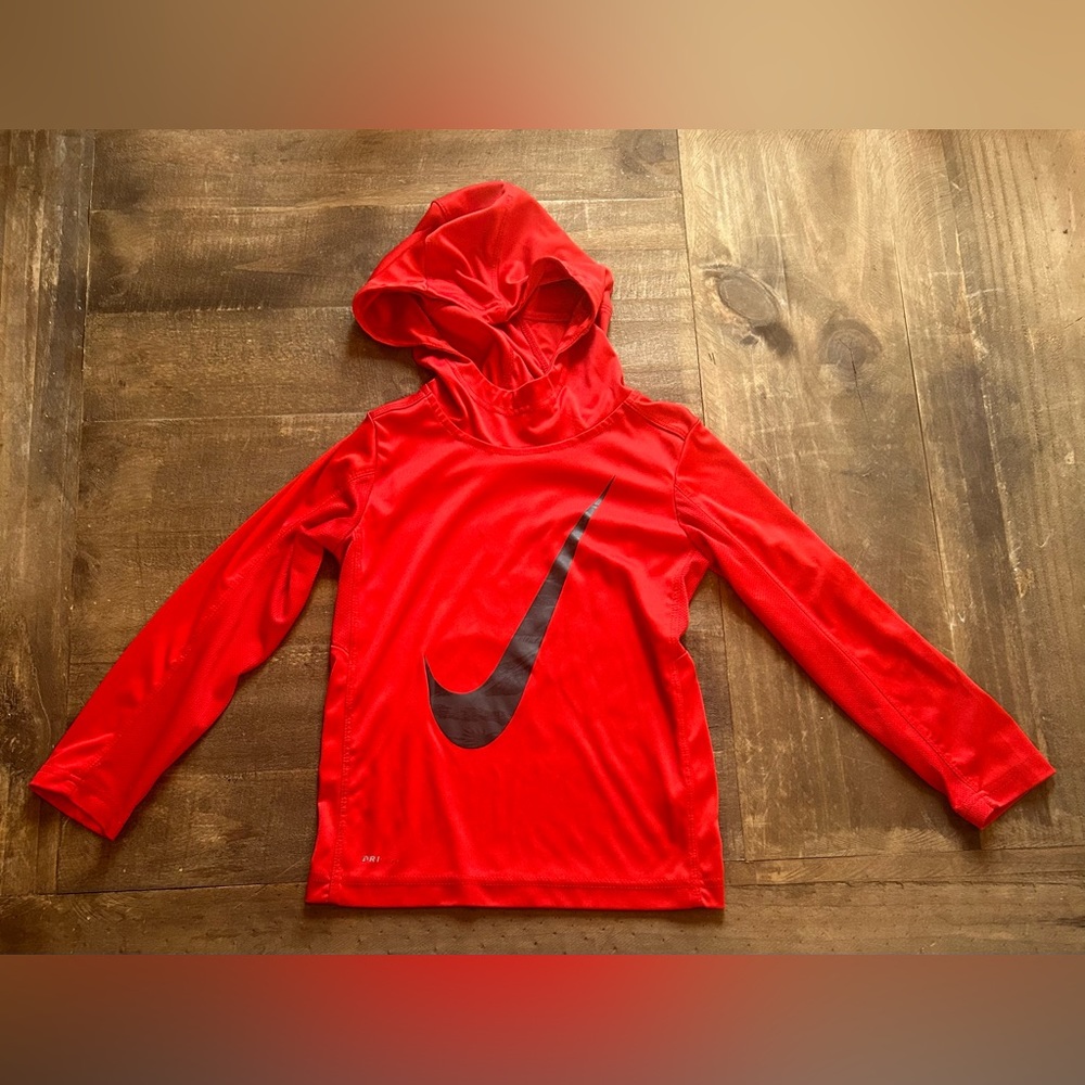 Nike DriFit Shirt Little Boy Size 7